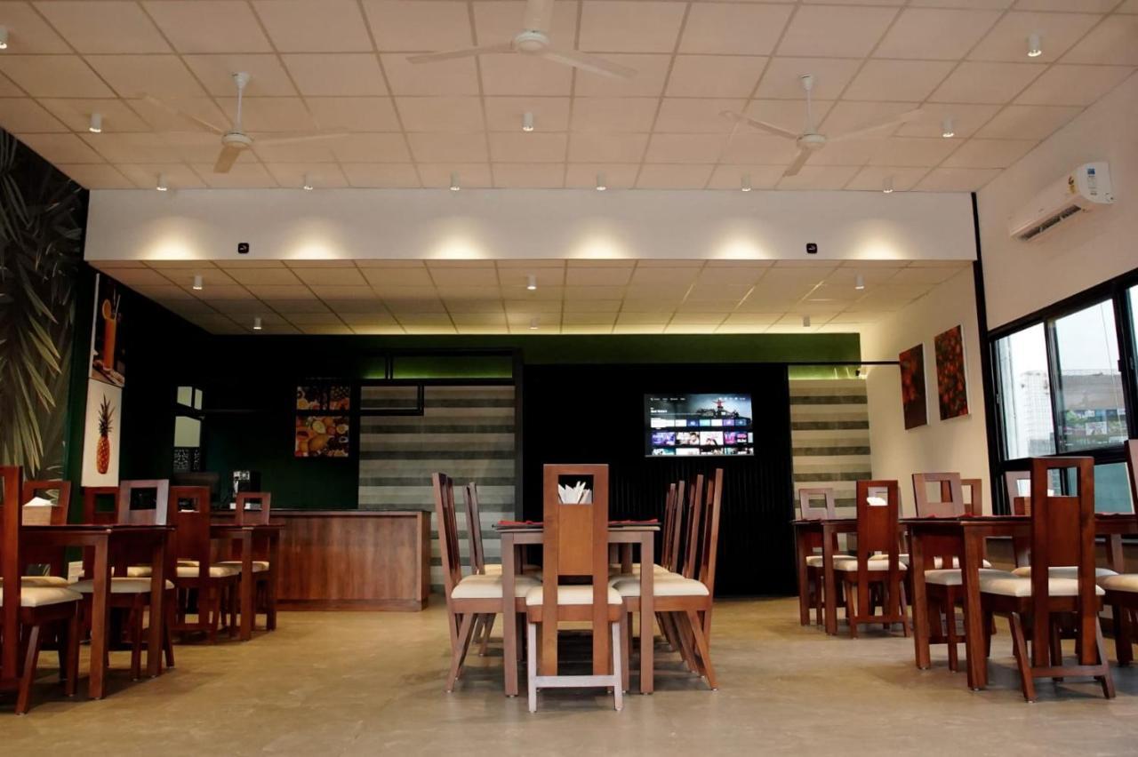 Bamboo Lagoon Backwater Front Resort Alappuzha Exterior foto