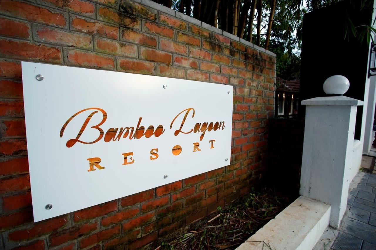 Bamboo Lagoon Backwater Front Resort Alappuzha Exterior foto